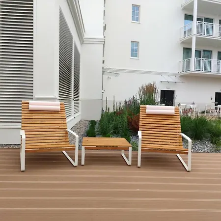 Premium Sunset Blvd For Two By Marina Royale *