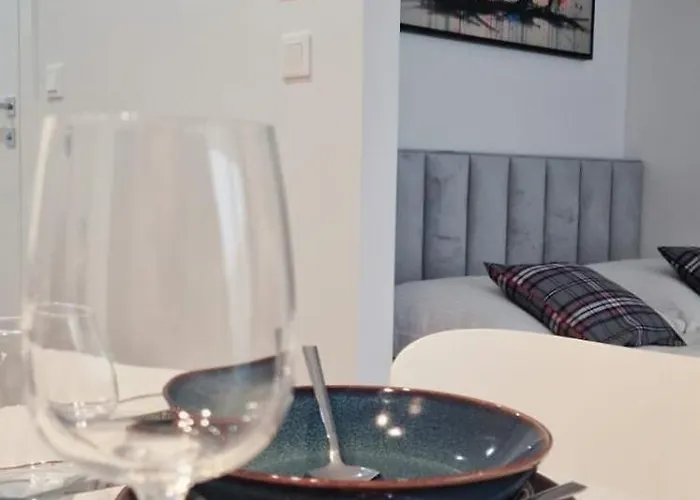 Premium Sunset Blvd For Two By Marina Royale 아파트